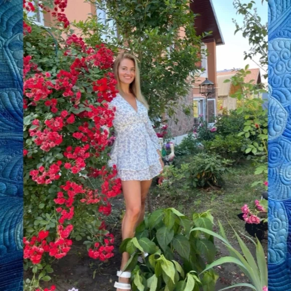 Boutique Romper - Picture 6 of 16